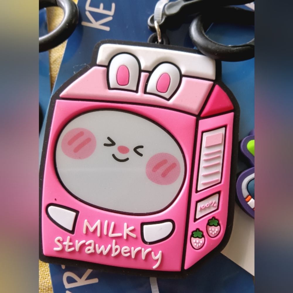6 Assorted Keyring Characters - Picture 6 of 7